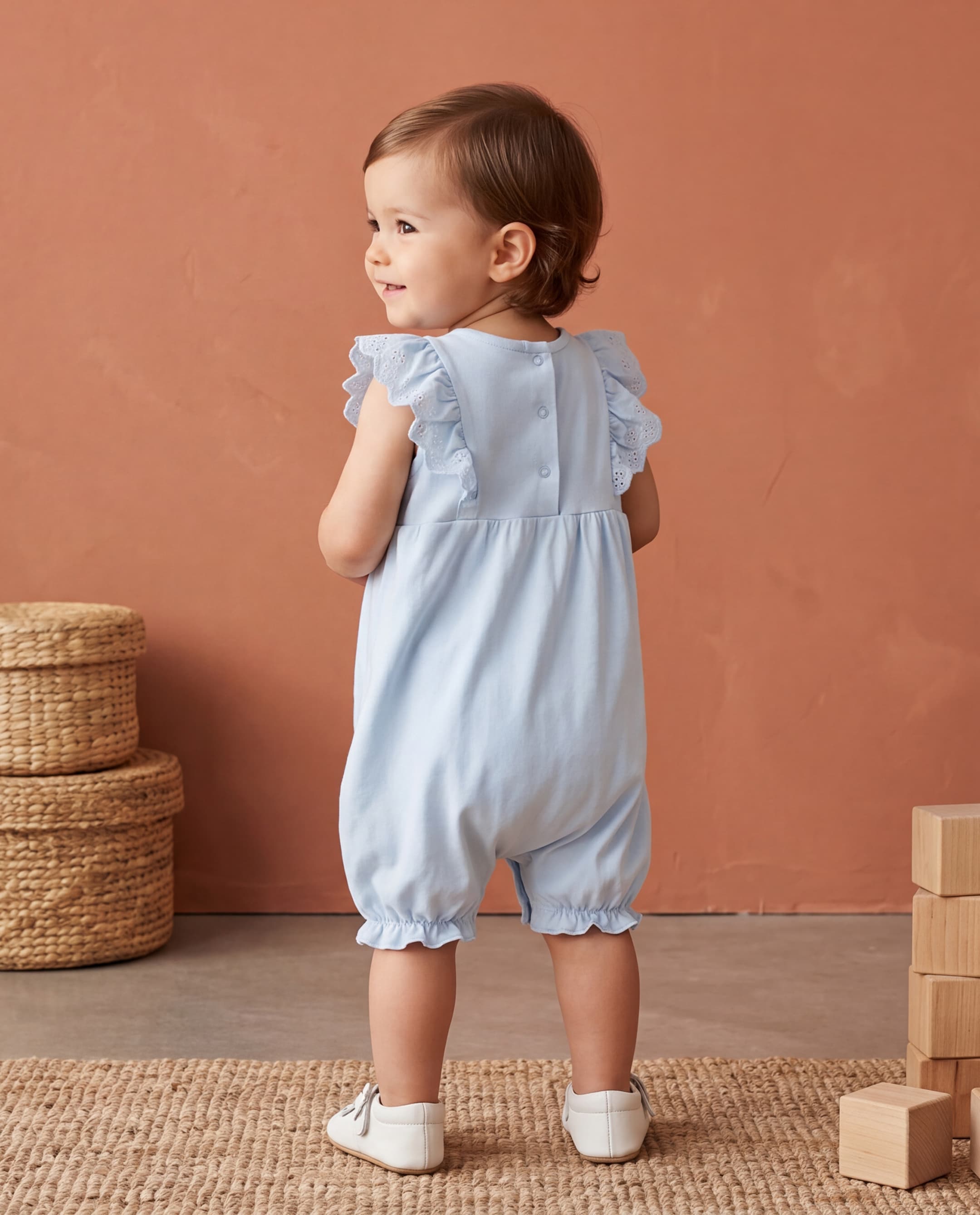 Product view https://mage-cdn.babiesandmore.com/catalog/product/n/x/nxngrm072s26_2.jpg1