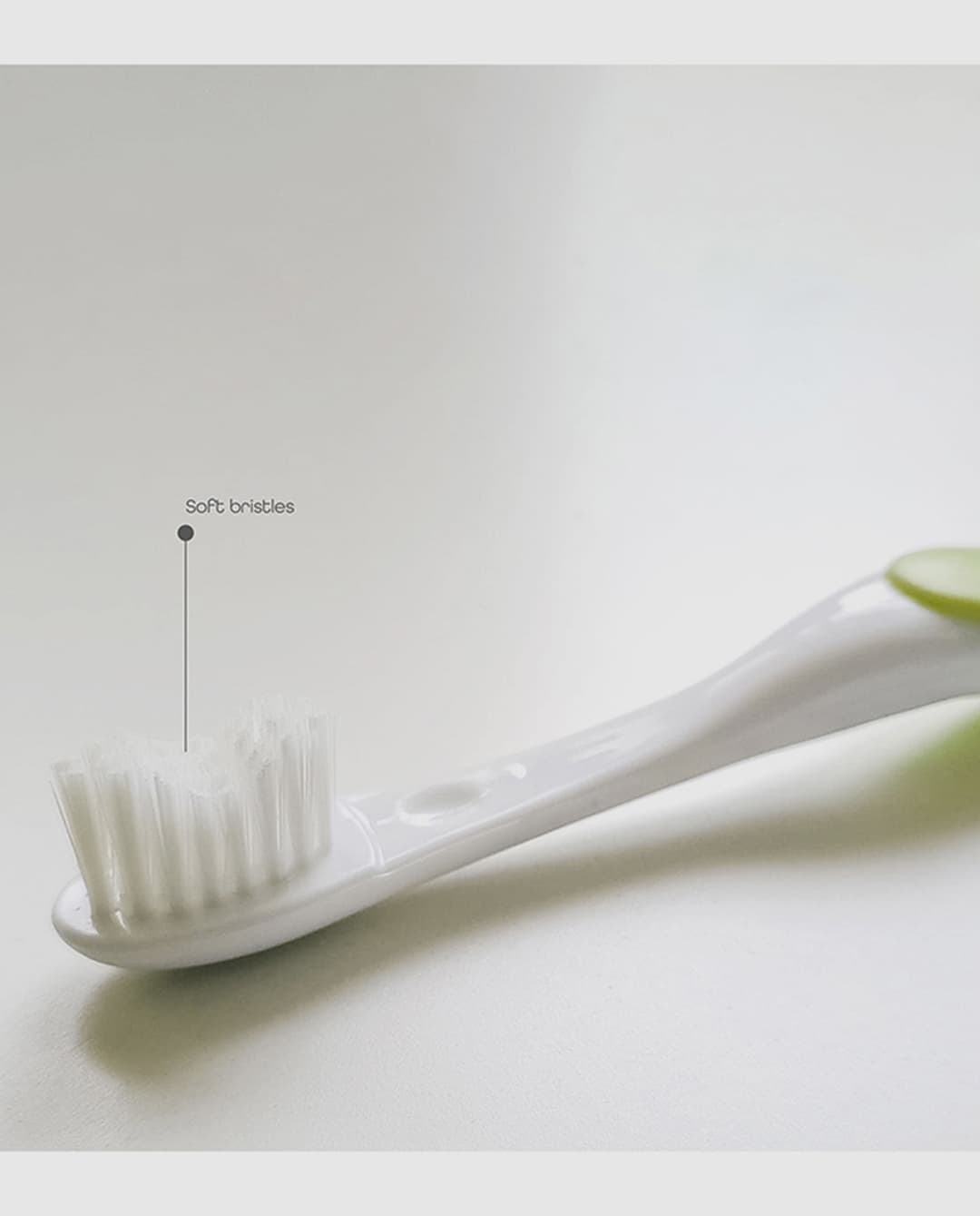 Product view https://mage-cdn.babiesandmore.com/catalog/product/r/b/rb-mnbshgr10_4.jpg1