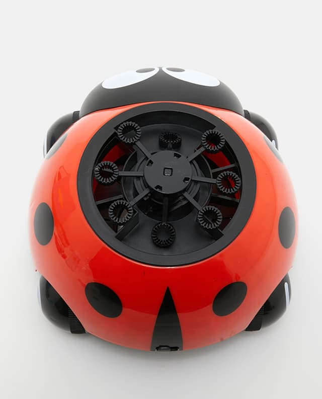 Galaxy Bubbles B/O Crawling Ladybird Bubble Machine - Multicolor thumbnail 2