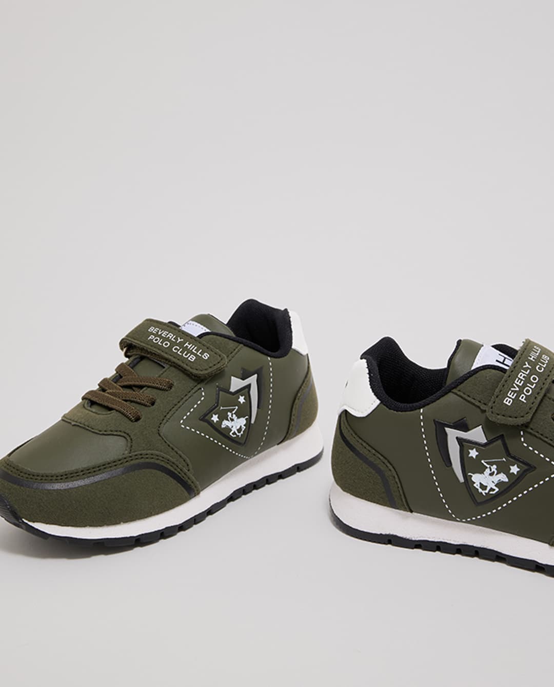 Product view https://mage-cdn.babiesandmore.com/catalog/product/s/2/s24-s08hk5366green_4.jpg1
