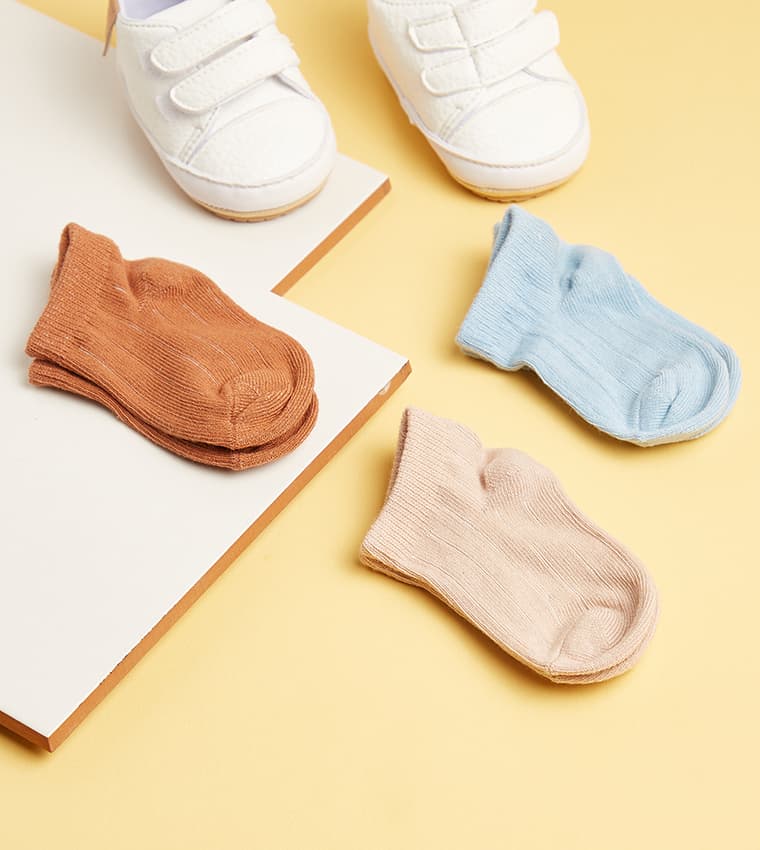 Product view https://mage-cdn.babiesandmore.com/catalog/product/s/f/sfnbso109as_2_1.jpg1