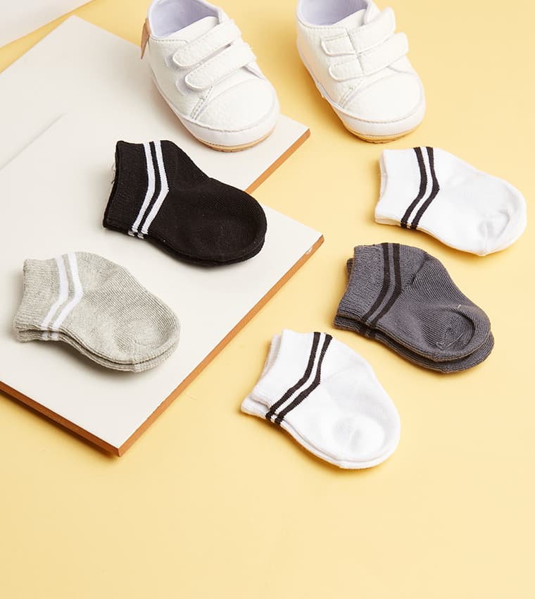 Product view https://mage-cdn.babiesandmore.com/catalog/product/s/f/sfnuso101as_2_1.jpg1