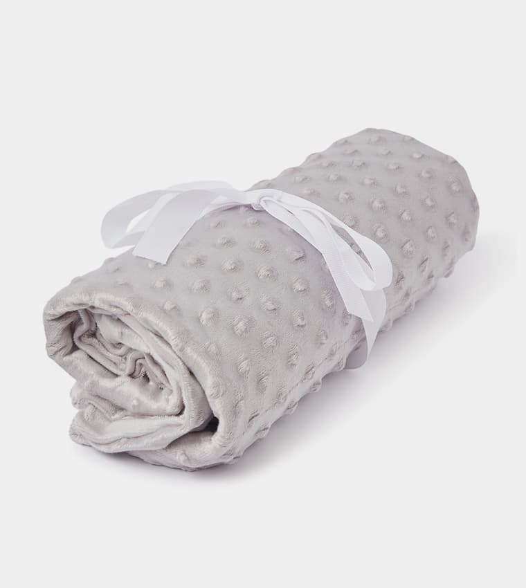 Product view https://mage-cdn.babiesandmore.com/catalog/product/s/h/shbd24s25_3.jpg1