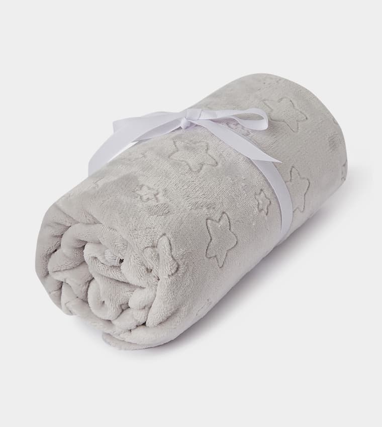 Product view https://mage-cdn.babiesandmore.com/catalog/product/s/h/shbd39s25_3.jpg1