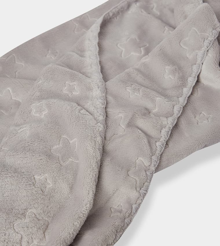 Product view https://mage-cdn.babiesandmore.com/catalog/product/s/h/shbd39s25_4.jpg1