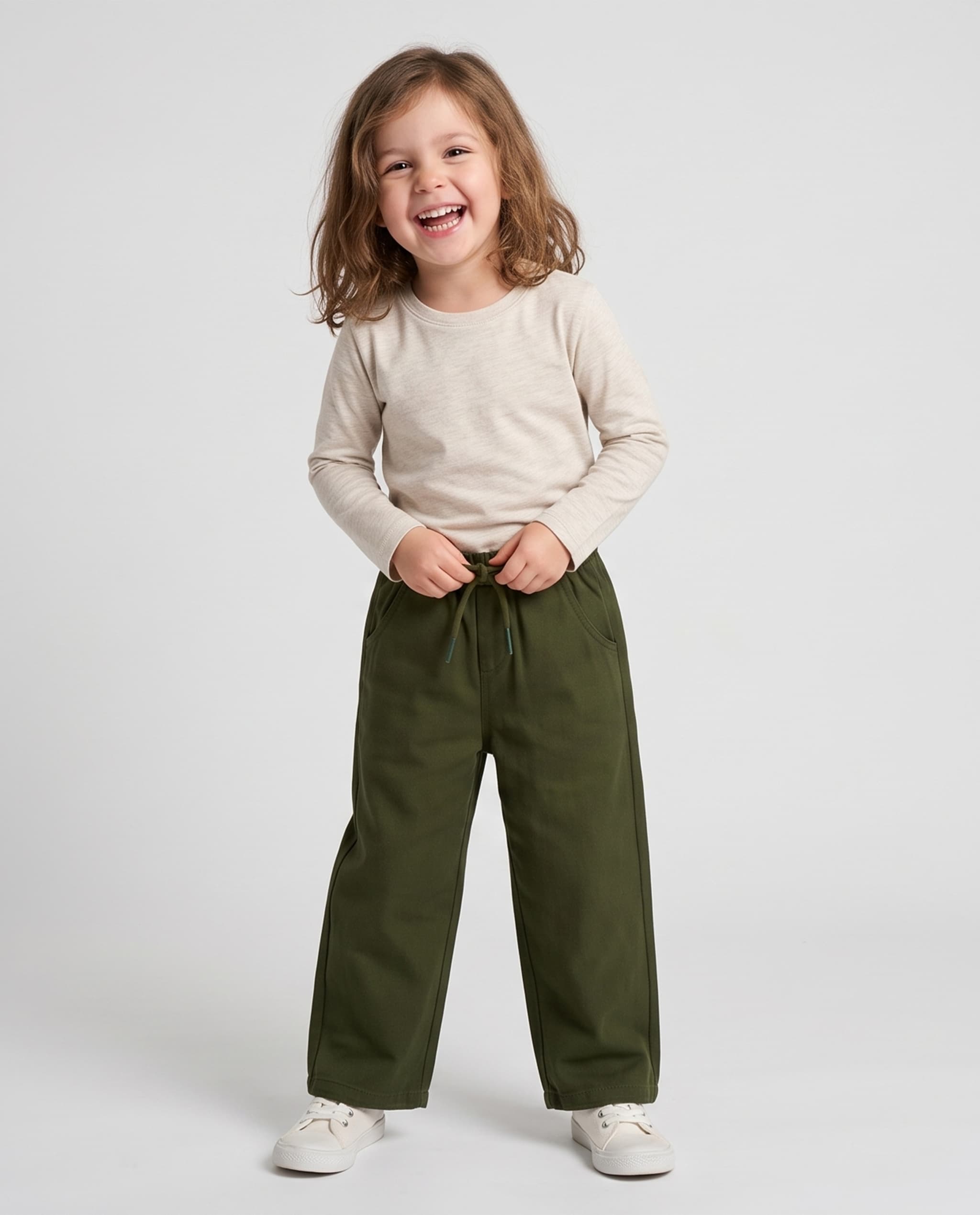 Solid Straight Fit Pleated Trousers