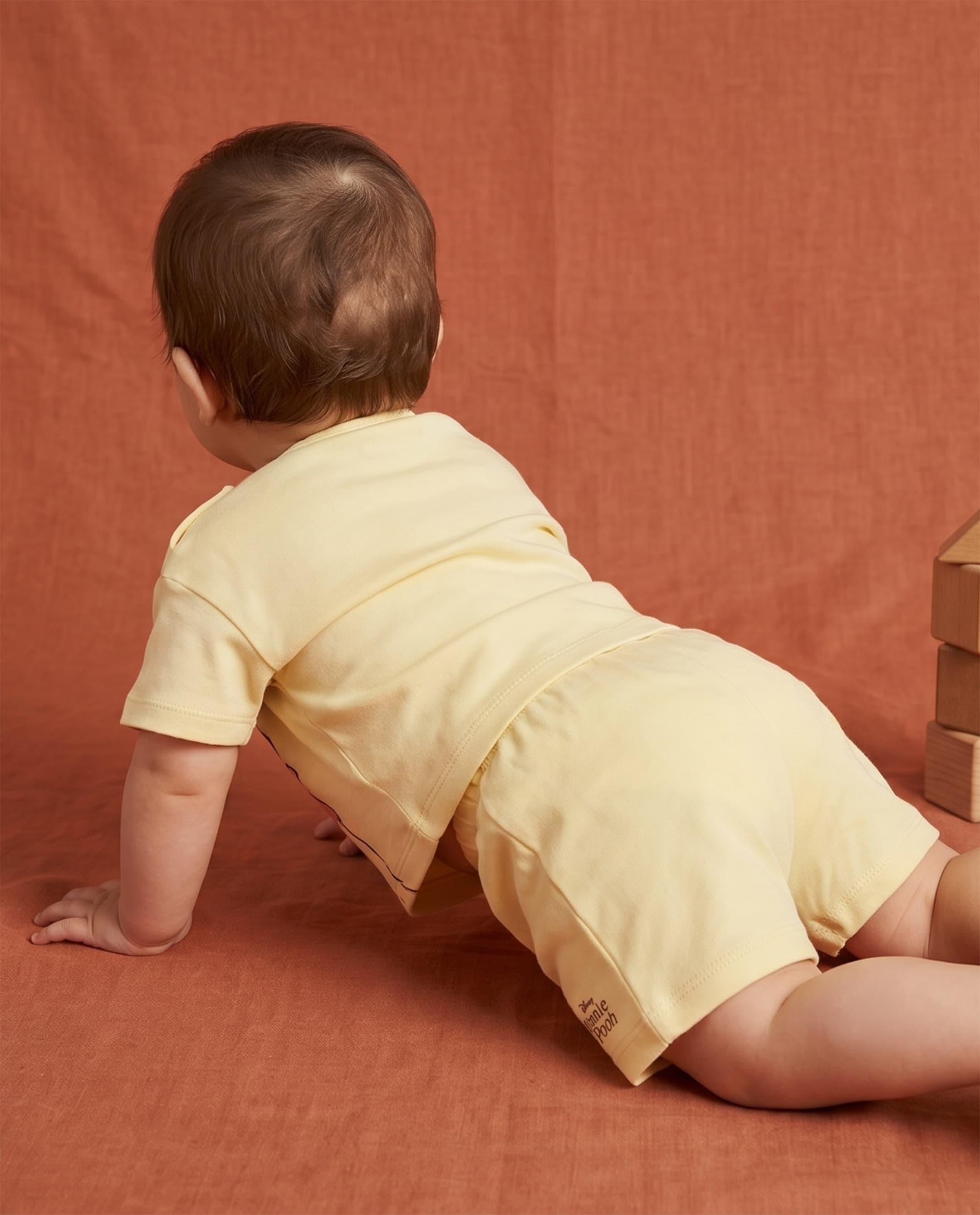 Product view https://mage-cdn.babiesandmore.com/catalog/product/t/b/tbssfm121s26_2.jpg1
