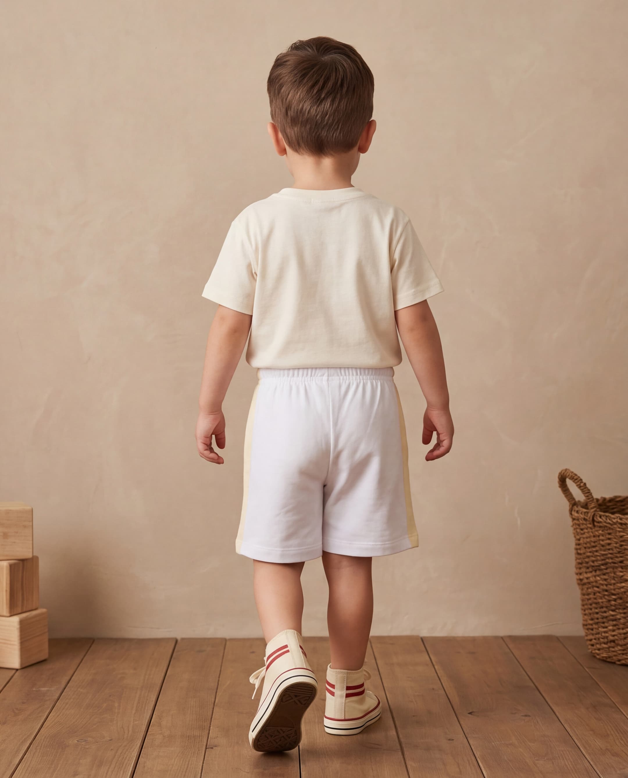 Product view https://mage-cdn.babiesandmore.com/catalog/product/t/b/tbssfm152s26_2.jpg1