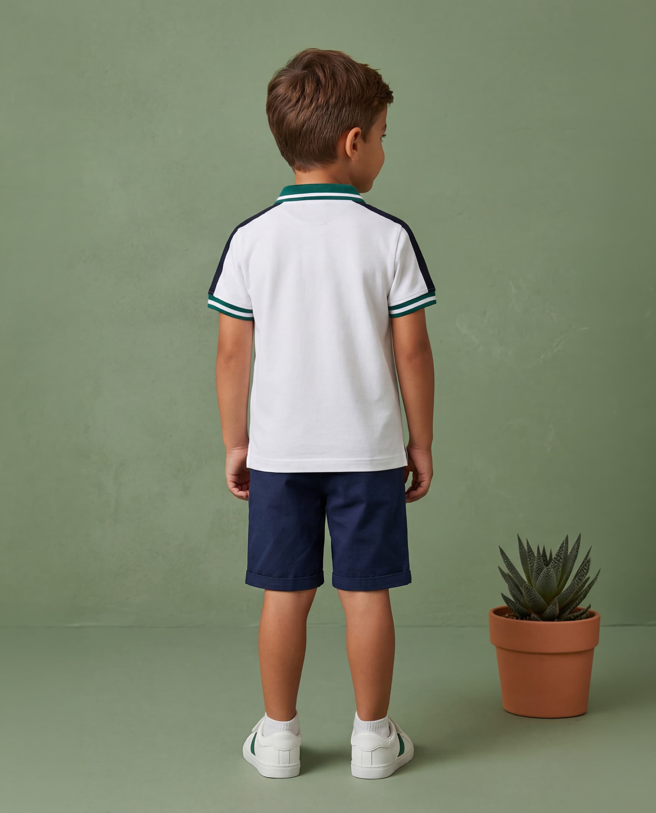 Product view https://mage-cdn.babiesandmore.com/catalog/product/t/g/tgssdt05ss26_2.jpg1
