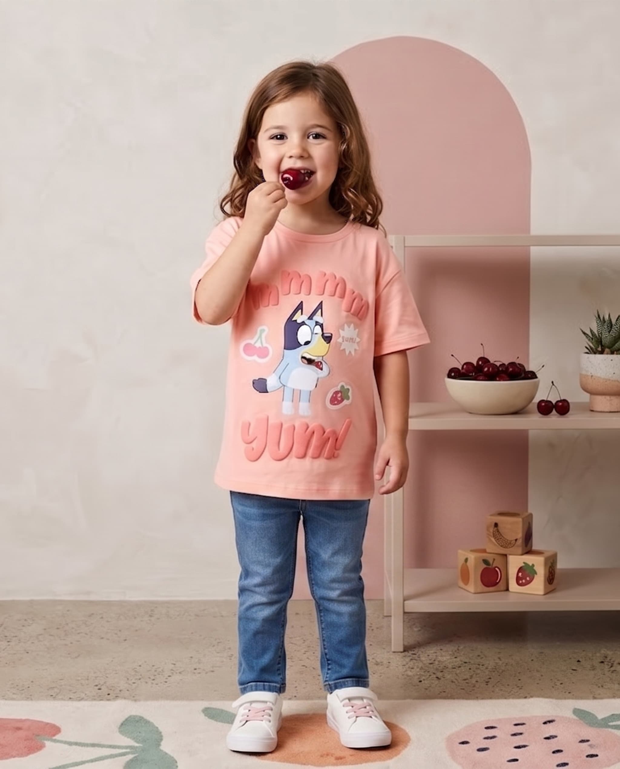 Bluey Print T-Shirt with Crew Neck and Short Sleeves