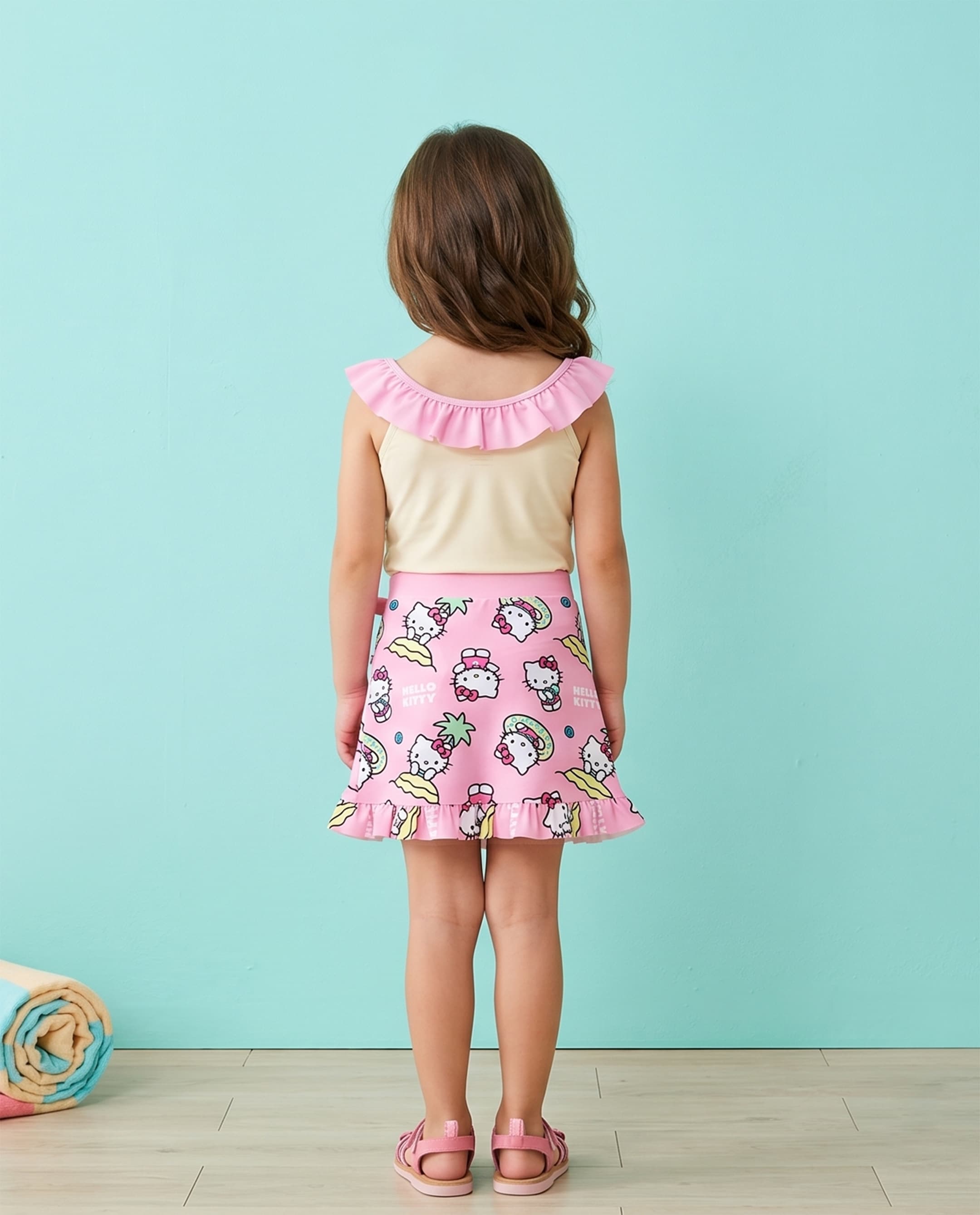 Product view https://mage-cdn.babiesandmore.com/catalog/product/t/g/tgssfm216s26_2.jpg1
