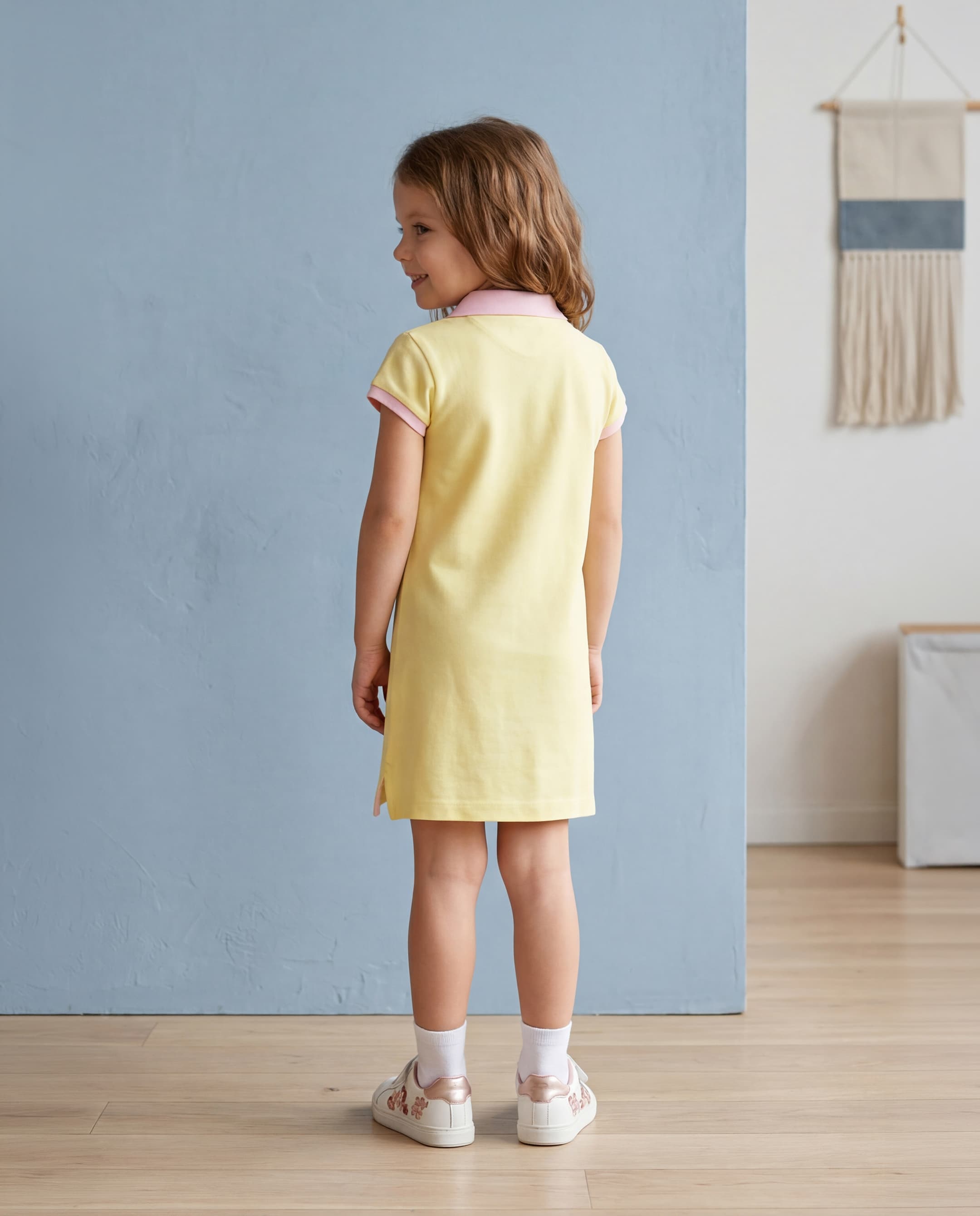 Product view https://mage-cdn.babiesandmore.com/catalog/product/t/g/tgsstk21ss26_2.jpg1