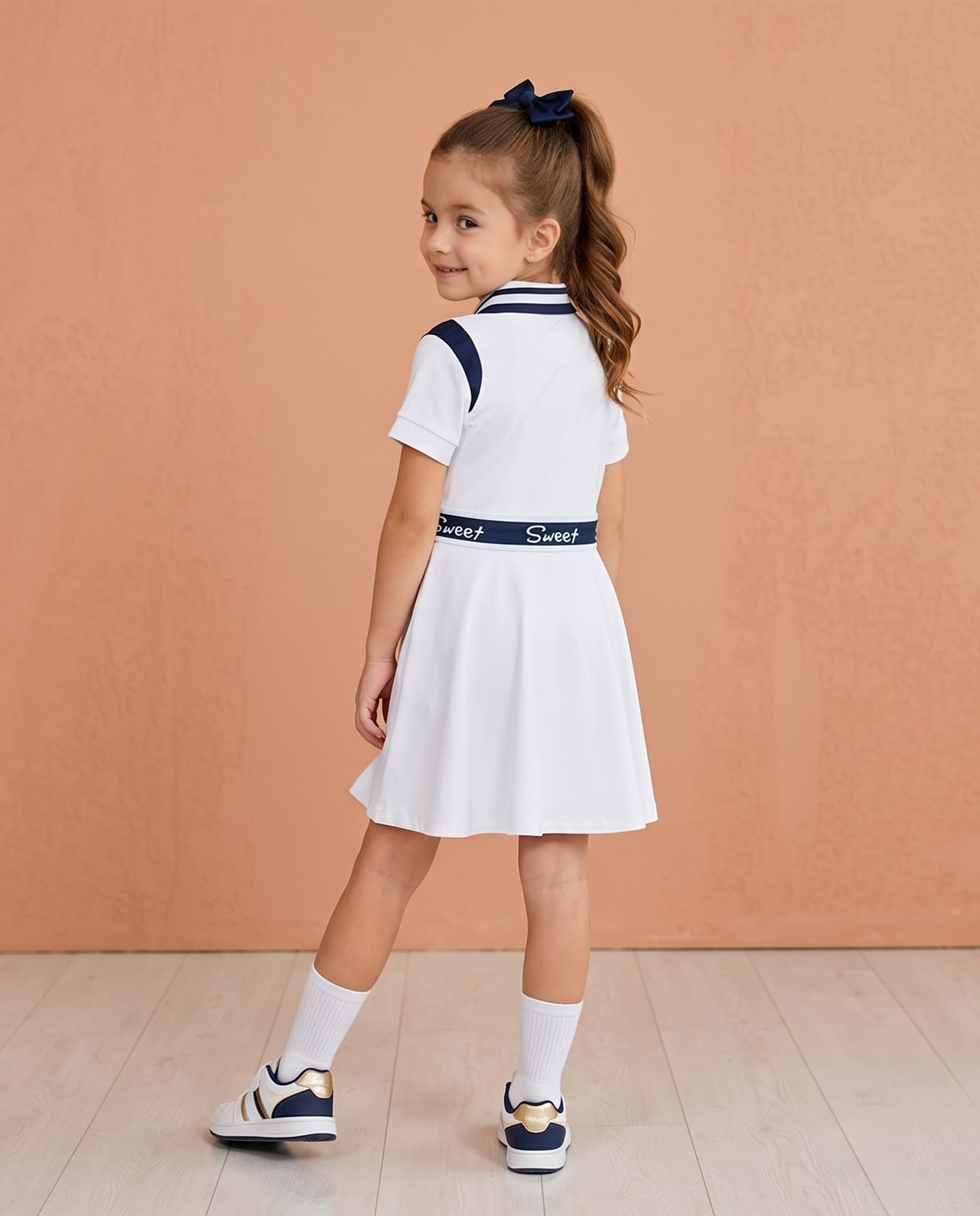 Product view https://mage-cdn.babiesandmore.com/catalog/product/t/m/tmtgdr222s26_2.jpg1